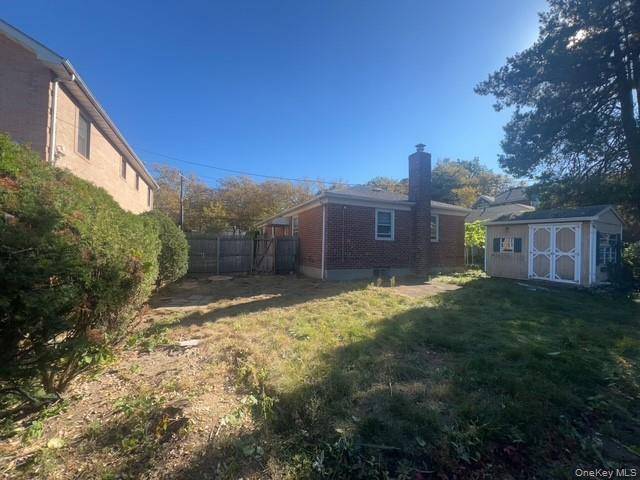 51-10 248 ST, Douglaston, NY 11362