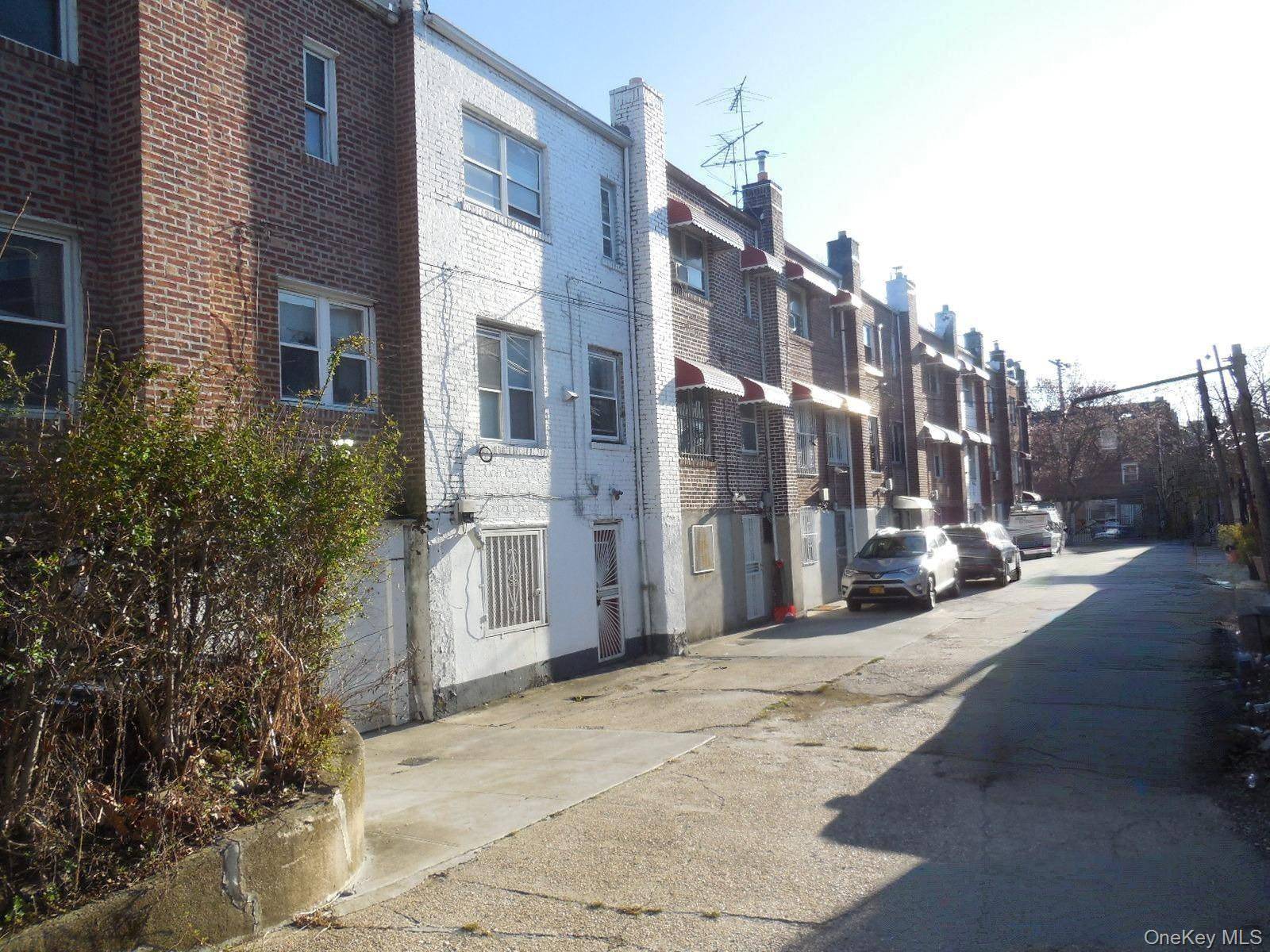 1183 Grenada PL, Bronx, NY 10466
