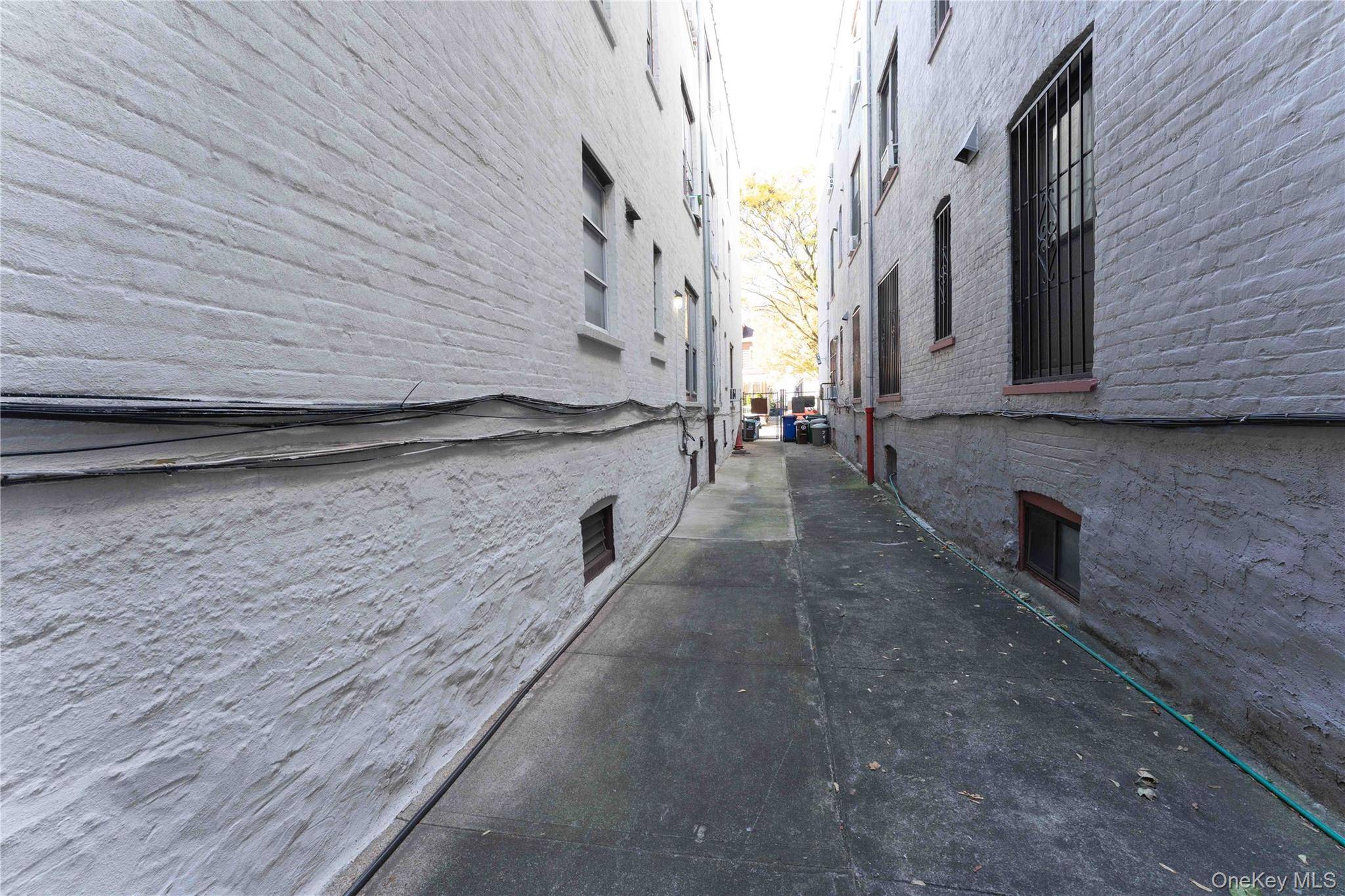 765 E 9th ST, Brooklyn, NY 11230