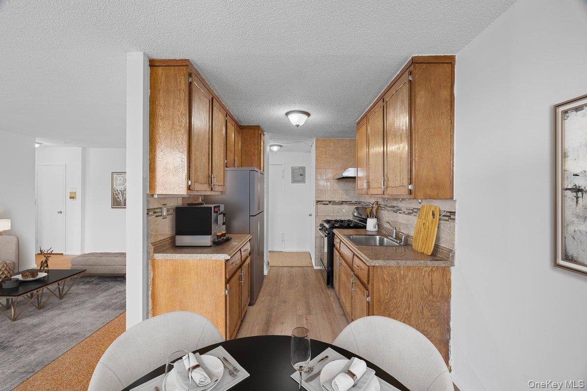 1966 Newbold AVE #408, Bronx, NY 10472