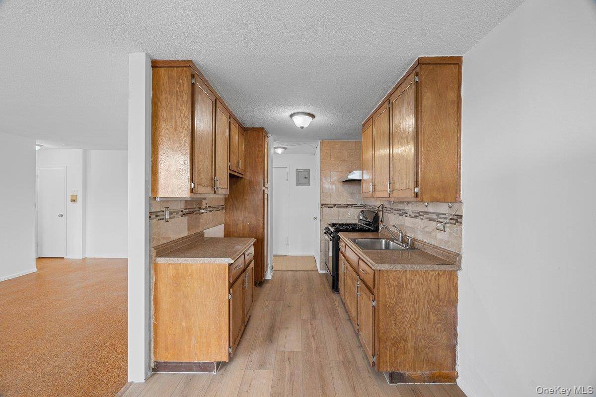 1966 Newbold AVE #408, Bronx, NY 10472