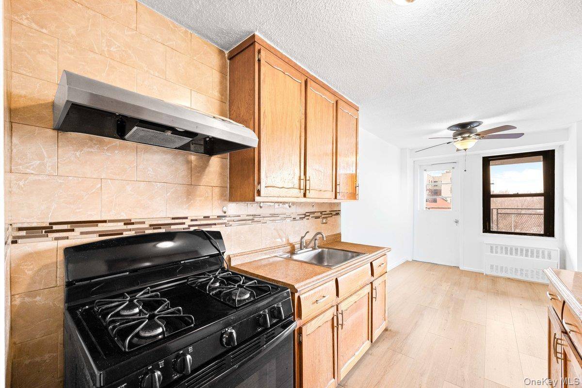 1966 Newbold AVE #408, Bronx, NY 10472