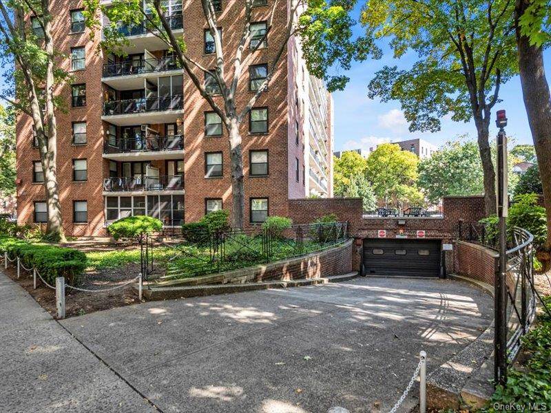 35-11 85th ST #1C, Jackson Heights, NY 11372