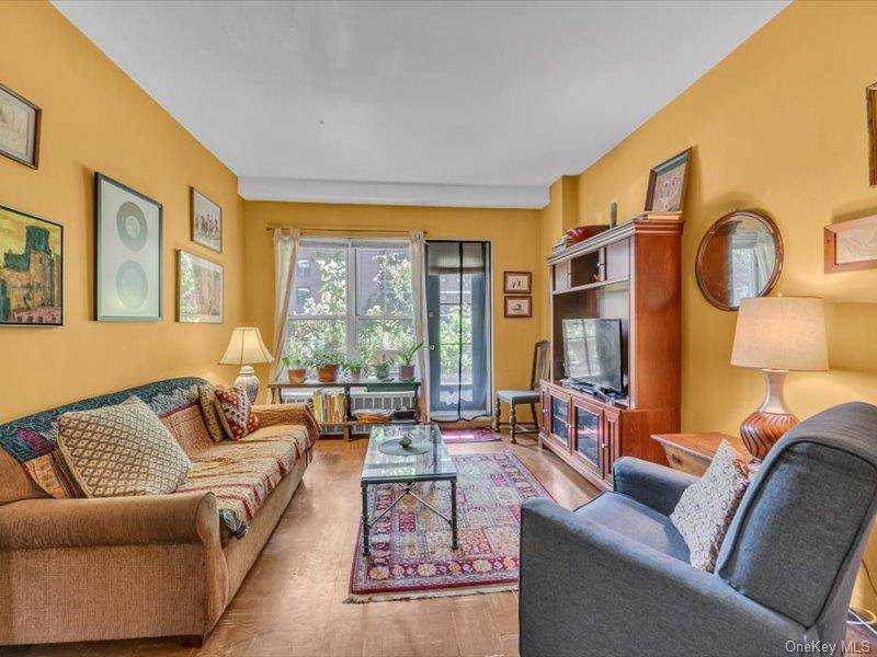 35-11 85th ST #1C, Jackson Heights, NY 11372