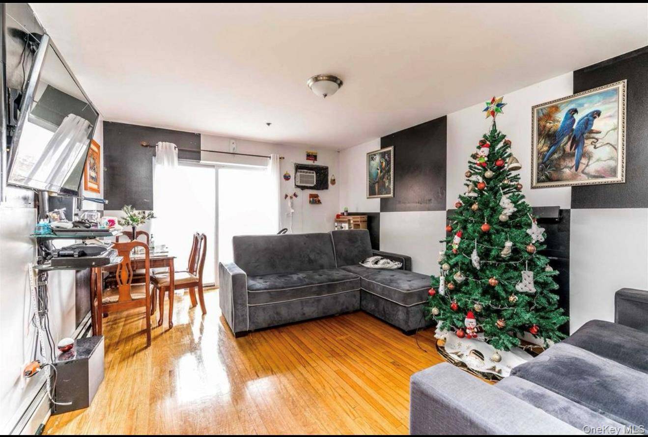 35-43 97th ST, Corona, NY 11368