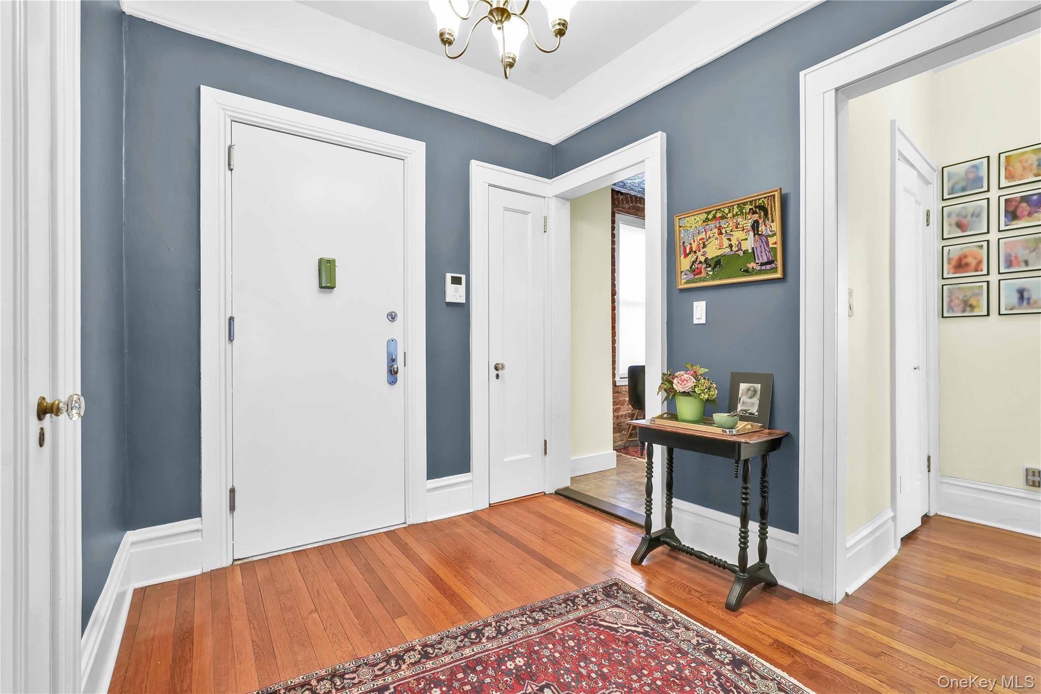 84-02 Beverly RD #2B, Kew Gardens, NY 11415