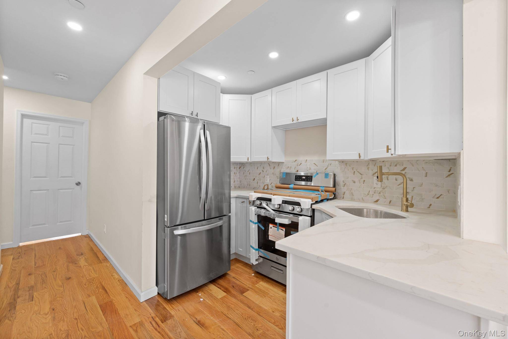 115-72A Newburg St, Saint Albans, NY 11412