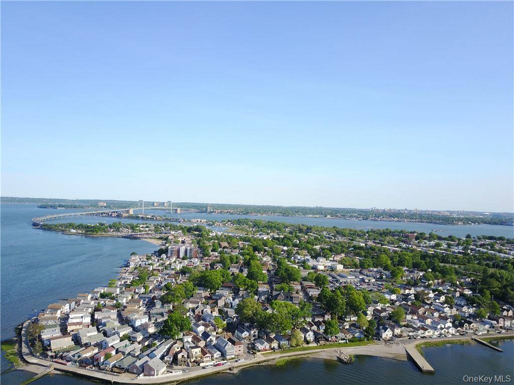 160 C Edgewater PARK #160 C, Bronx, NY 10465