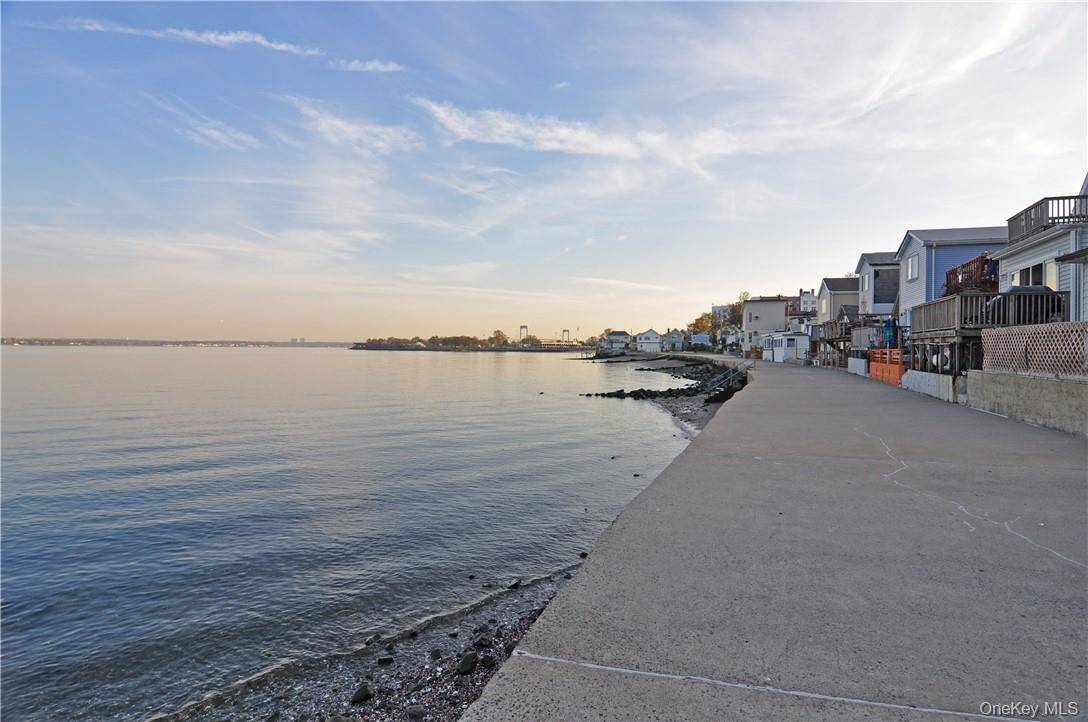 160 C Edgewater PARK #160 C, Bronx, NY 10465