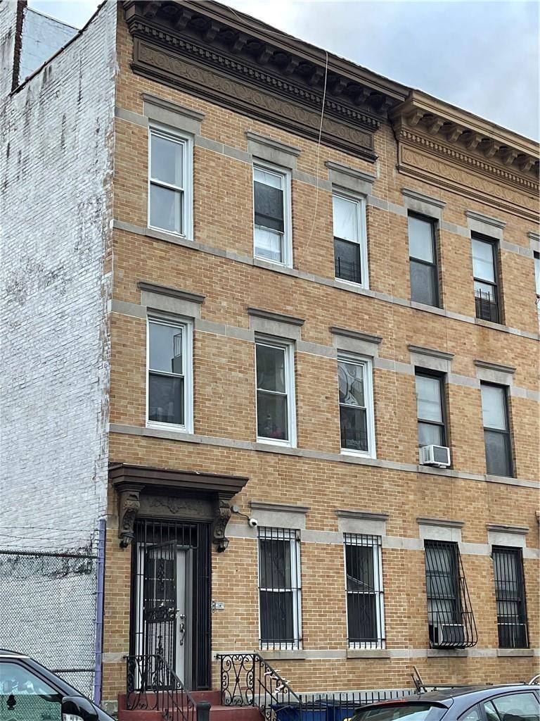 267 Sumpter ST, Brooklyn, NY 11233