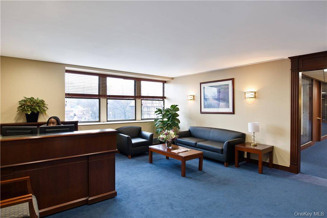 2 Overhill RD #400, Scarsdale, NY 10583
