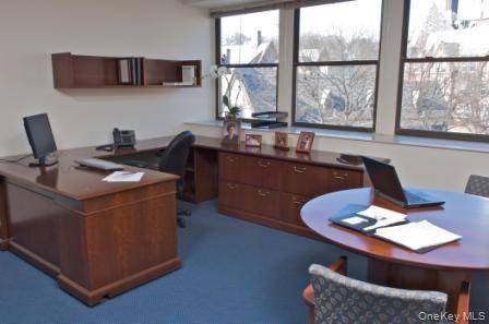 2 Overhill RD #400, Scarsdale, NY 10583