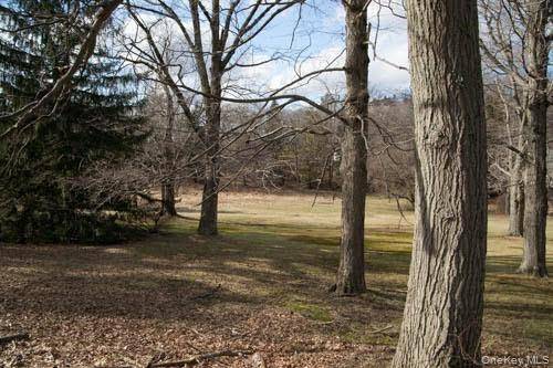 182 Tuxedo RD, Tuxedo Park, NY 10987