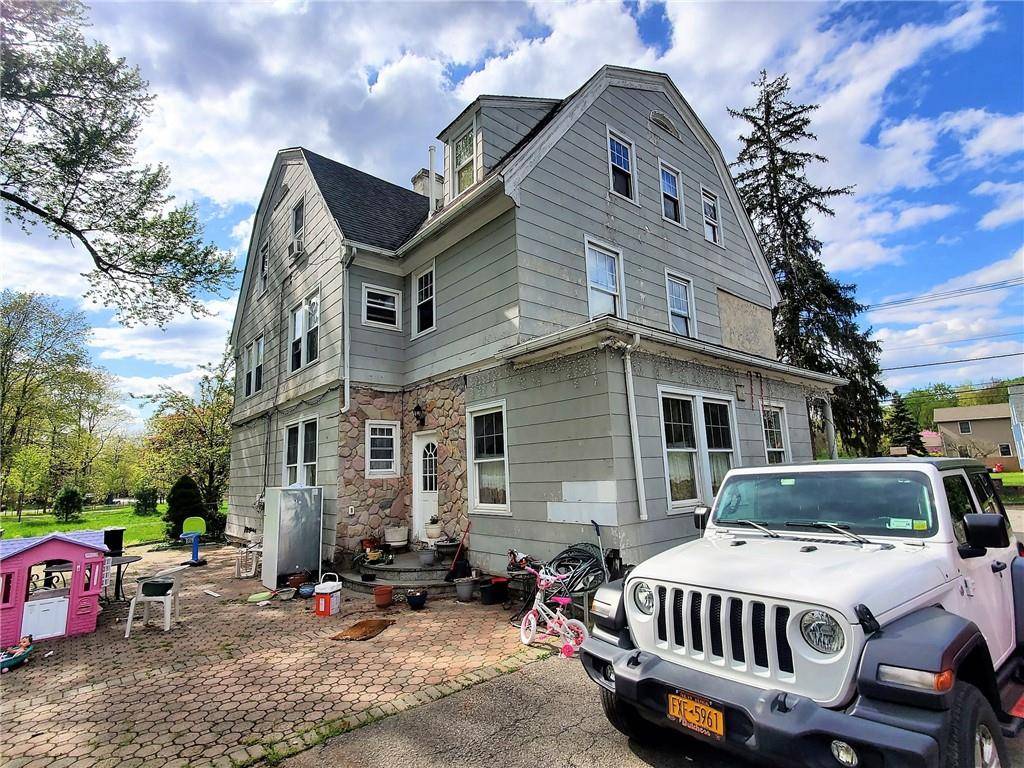 1061 Oregon RD, Cortlandt Manor, NY 10567