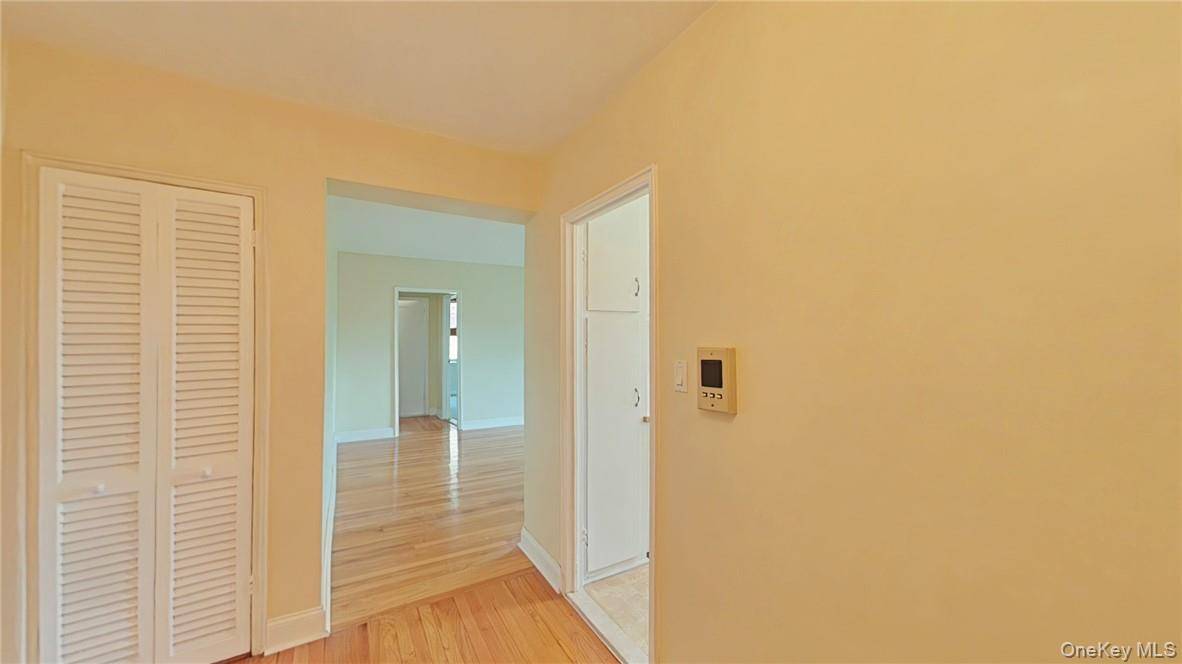 5645 Netherland AVE #6D, Bronx, NY 10471
