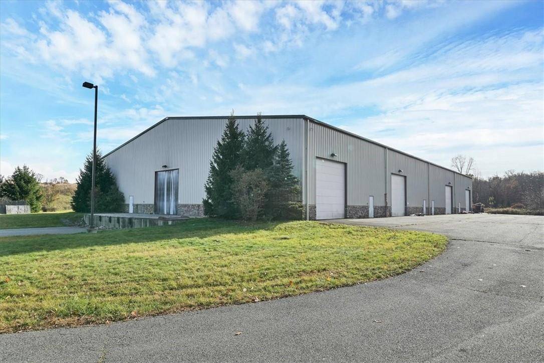 177 Stone Schoolhouse RD, Bloomingburg, NY 12721