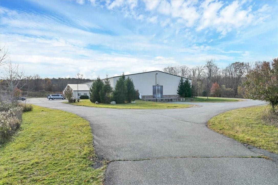 177 Stone Schoolhouse RD, Bloomingburg, NY 12721