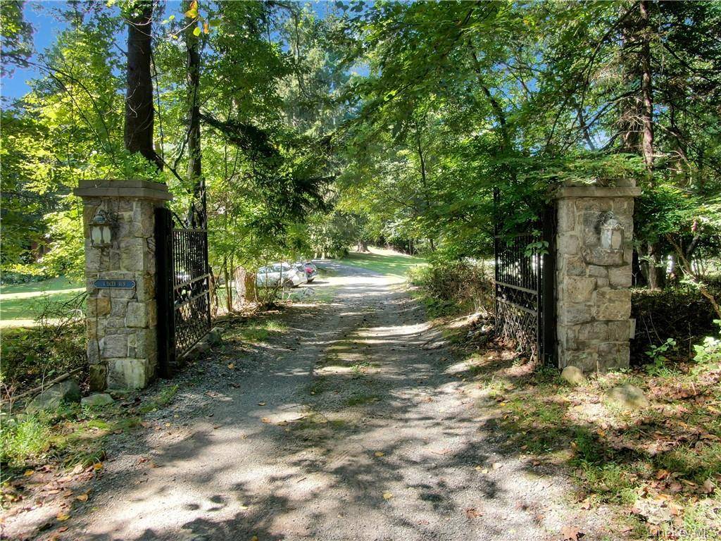 4 Deer RUN, Sparkill, NY 10976