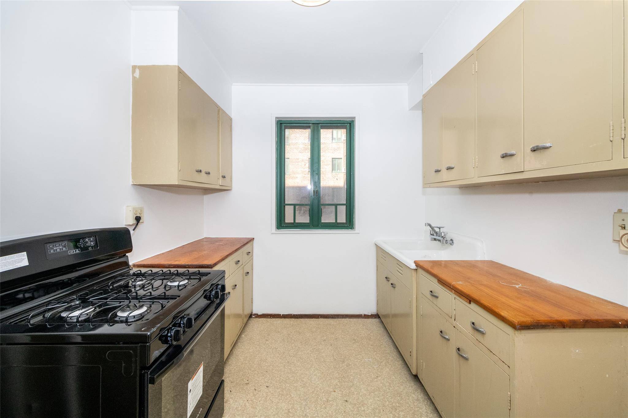 2120 E Tremont AVE #4F, Bronx, NY 10462