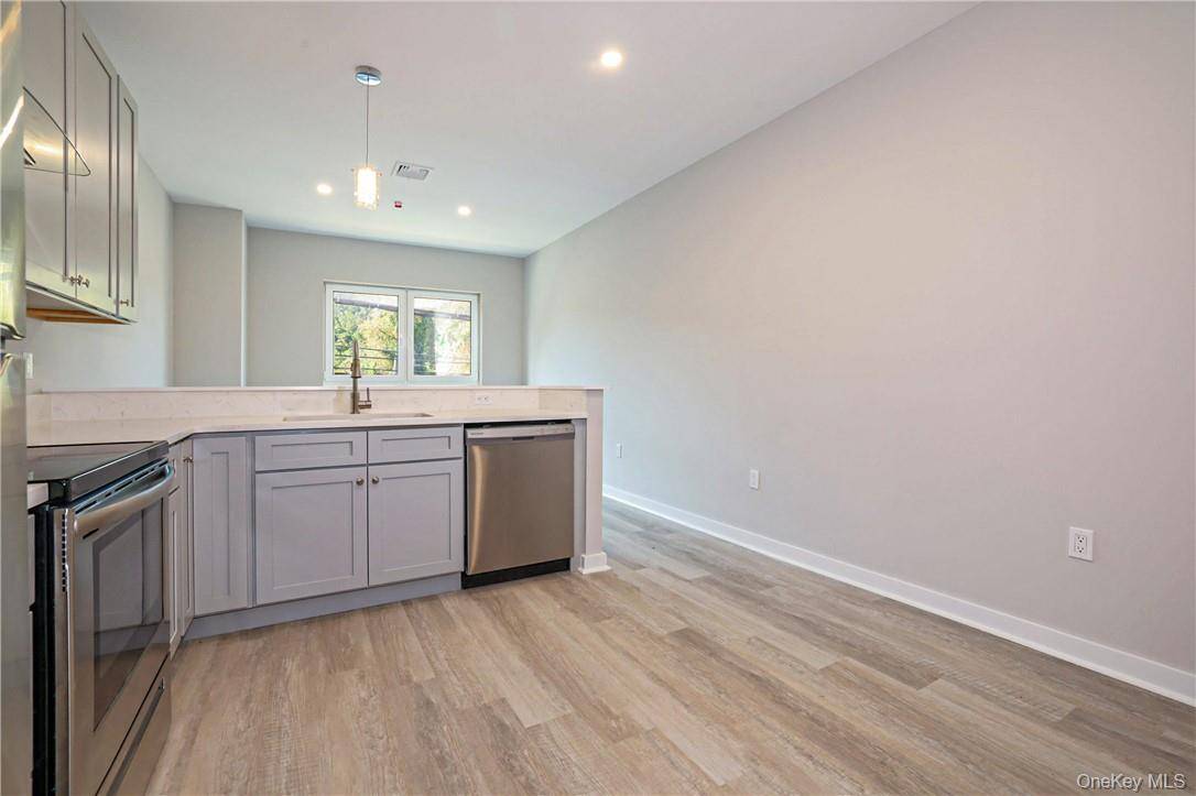 500 Commerce ST #see remarks, Hawthorne, NY 10532