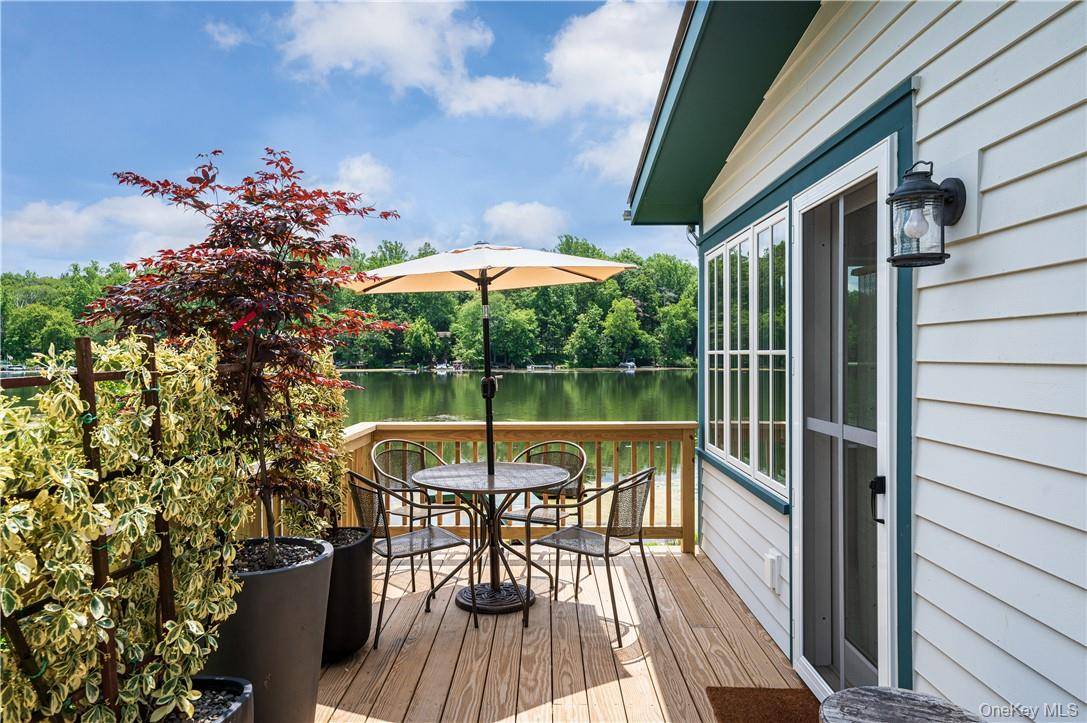 24 Cove RD, South Salem, NY 10590