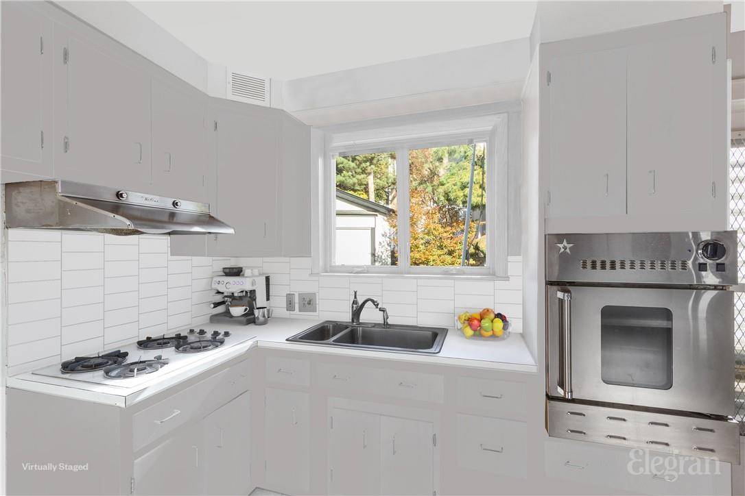4 78th ST, Brooklyn, NY 11209