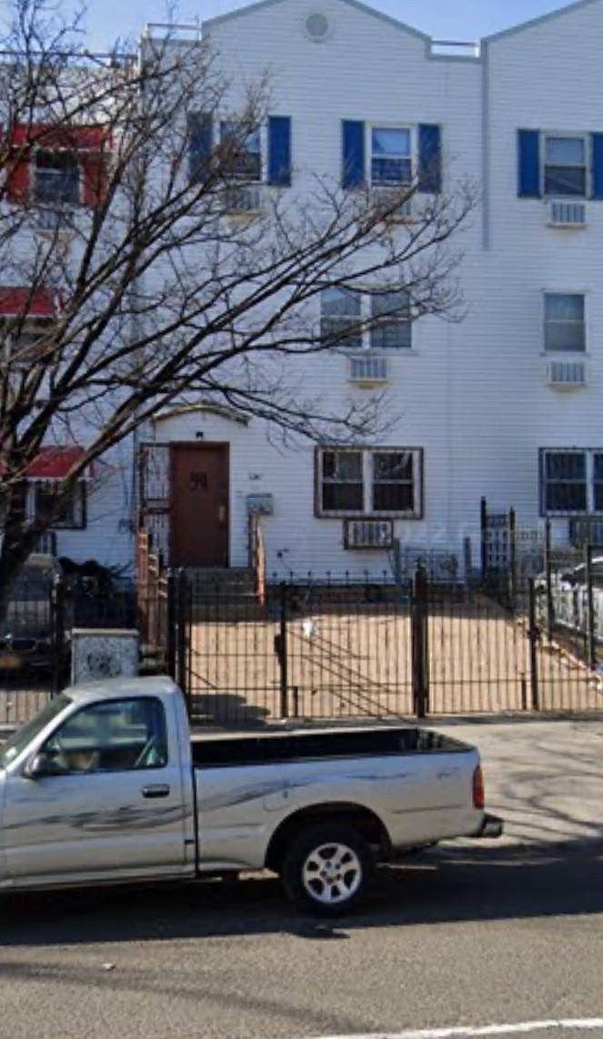 1241 Intervale AVE, Bronx, NY 10459