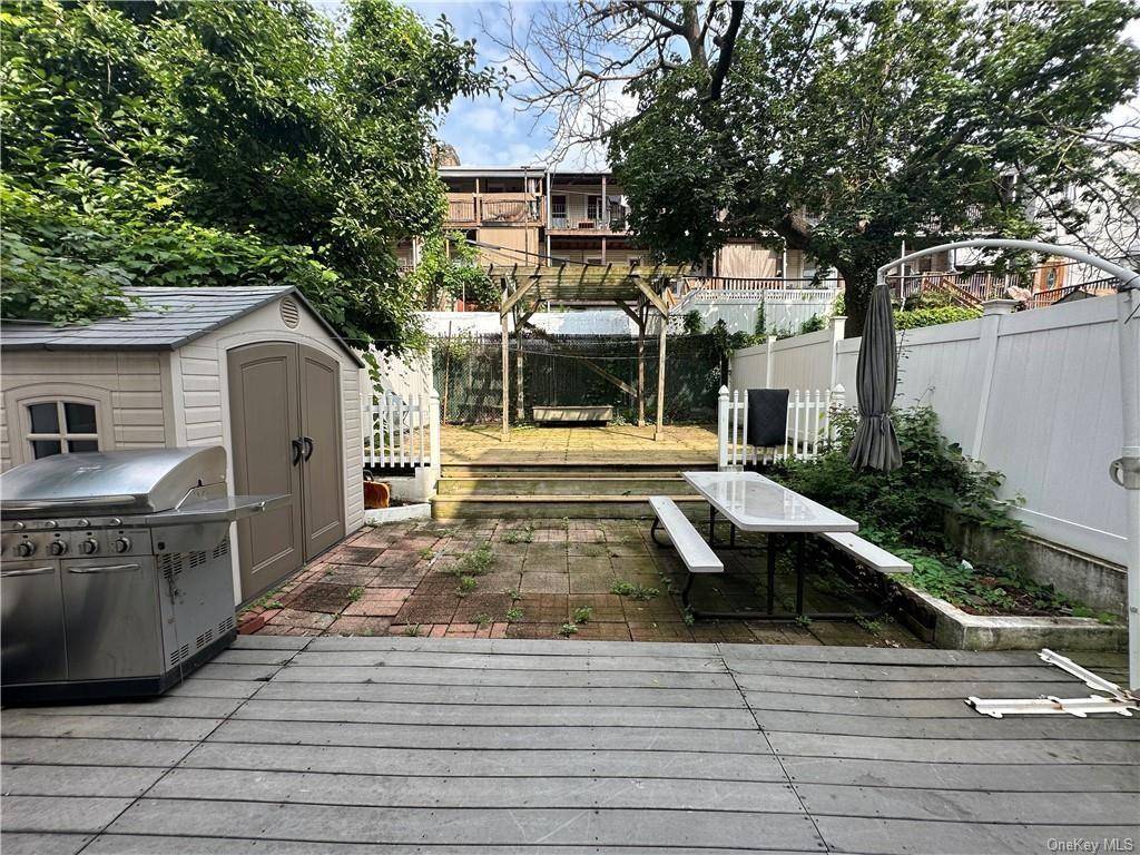 2890 Bailey AVE, Bronx, NY 10463
