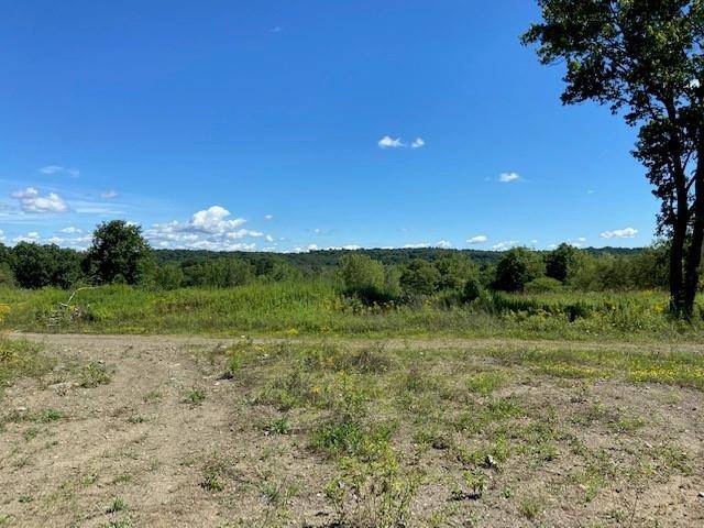 50 E Dorsey LN, Poughkeepsie, NY 12601