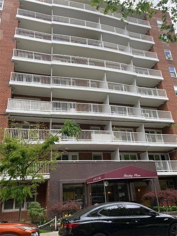 110-20 71st ST #219, Forest Hills, NY 11375