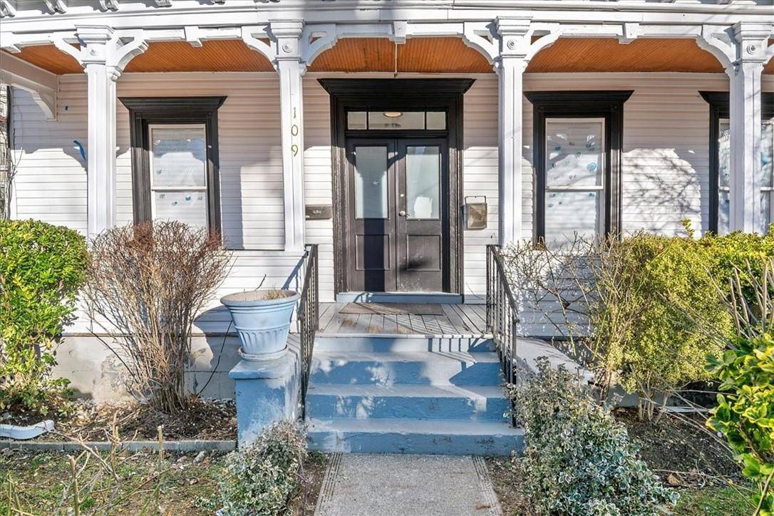 109 S 12th AVE, Mount Vernon, NY 10550