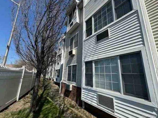94-24 Magnolia CT #3A, Jamaica, NY 11417
