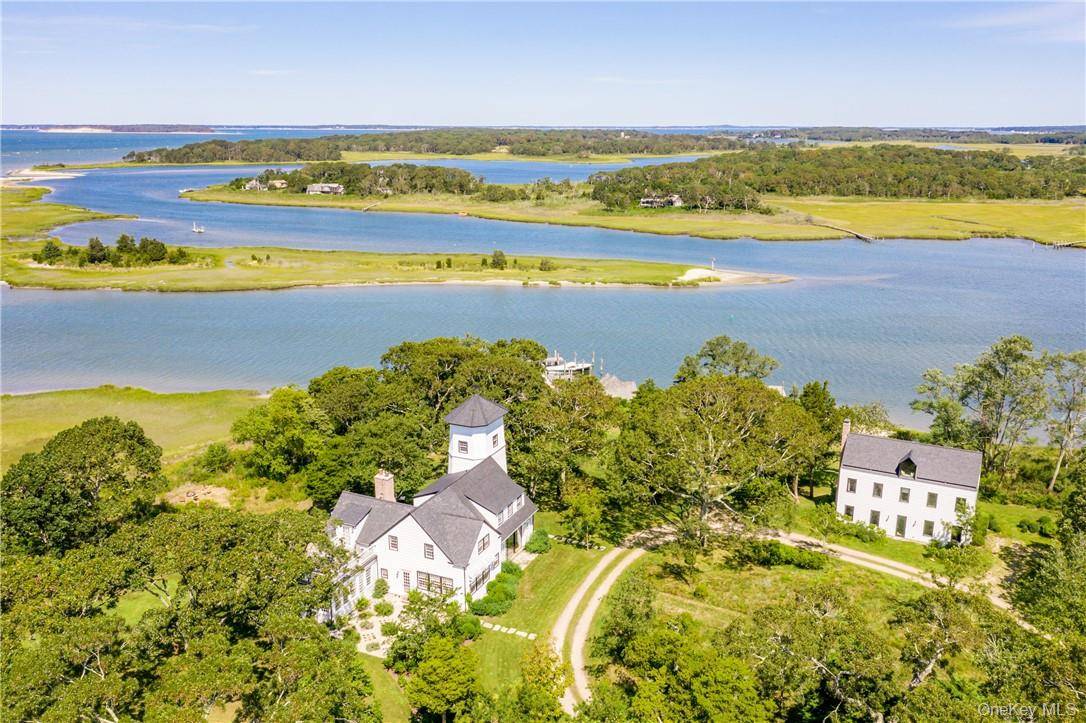 45 Ram Island DR, Southampton, NY 11968