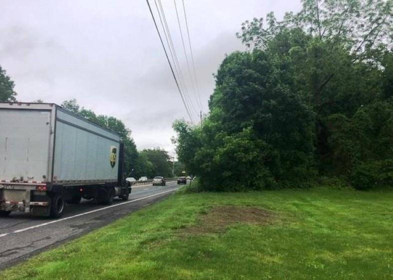 Route 9w, Highland, NY 12528
