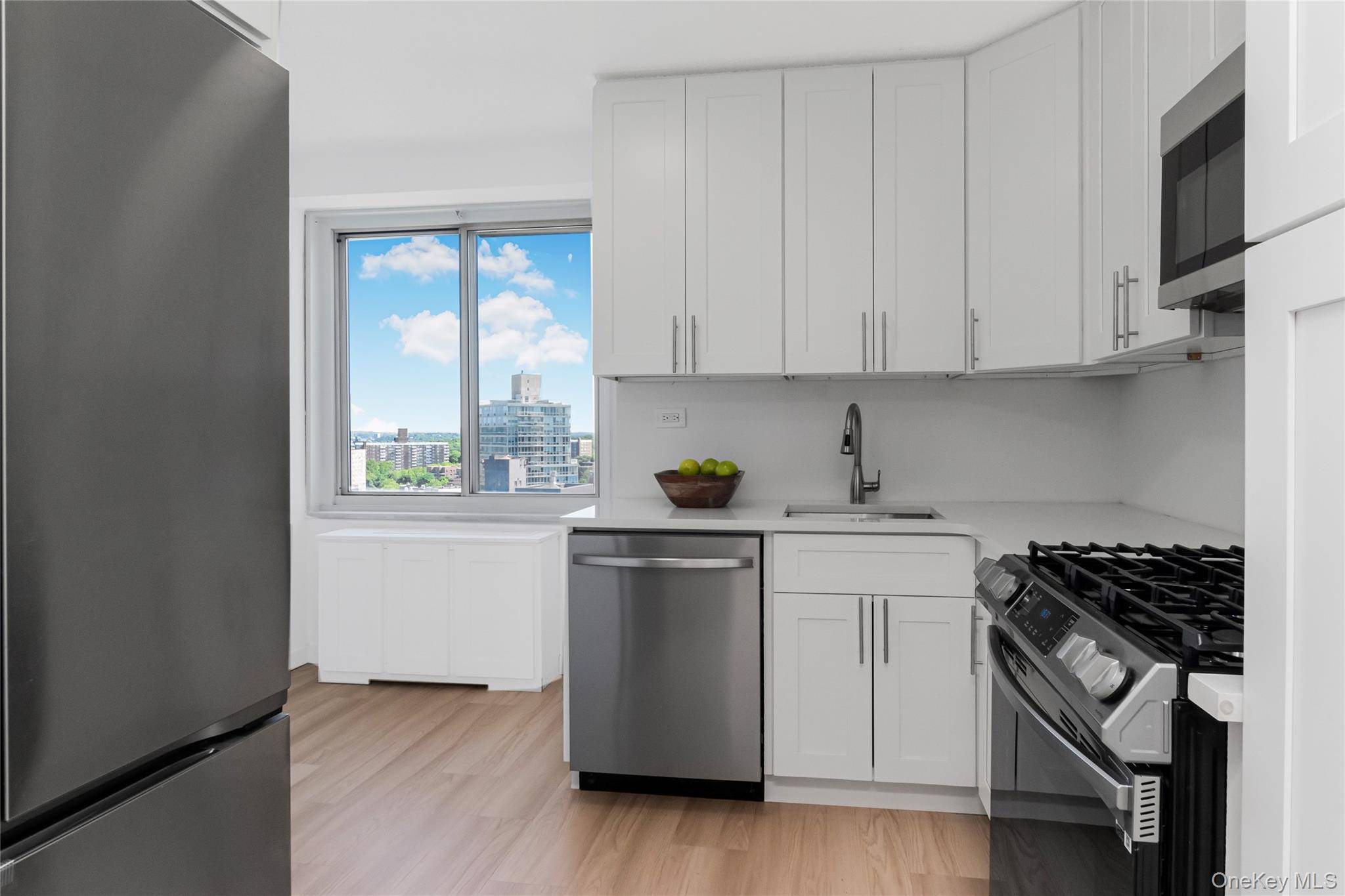3333 Henry Hudson Pkwy #21R, Bronx, NY 10463