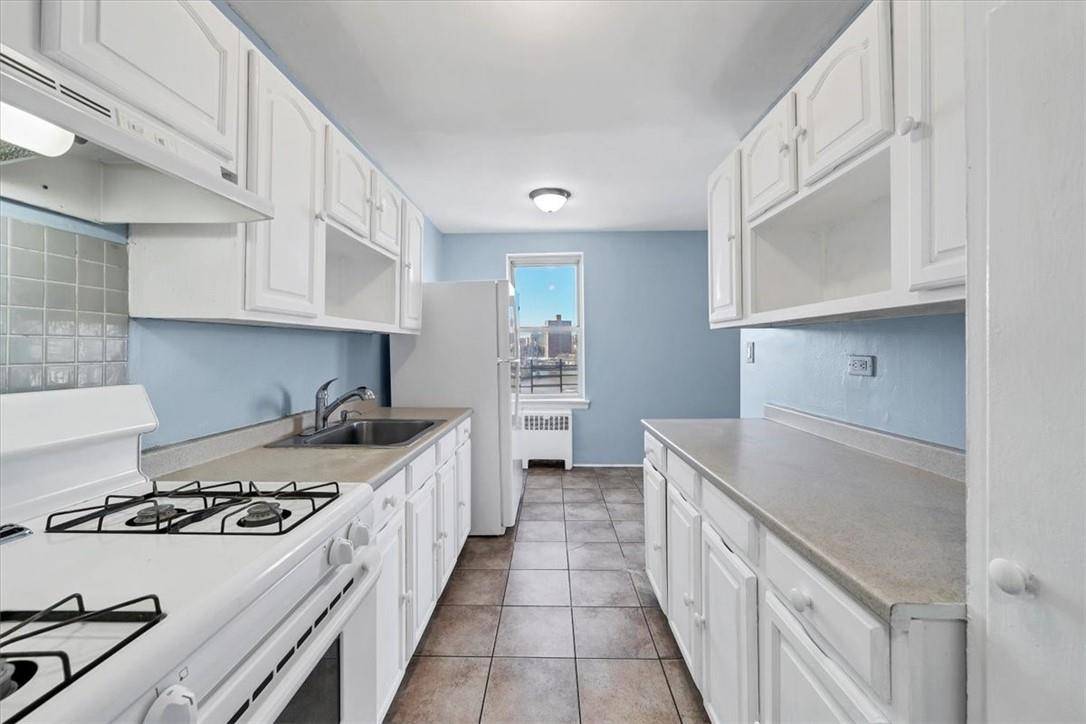 2630 Kingsbridge TER #2Y, Bronx, NY 10463