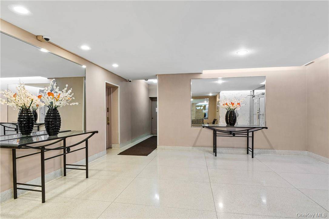 525 W 236 ST #5B, Bronx, NY 10463
