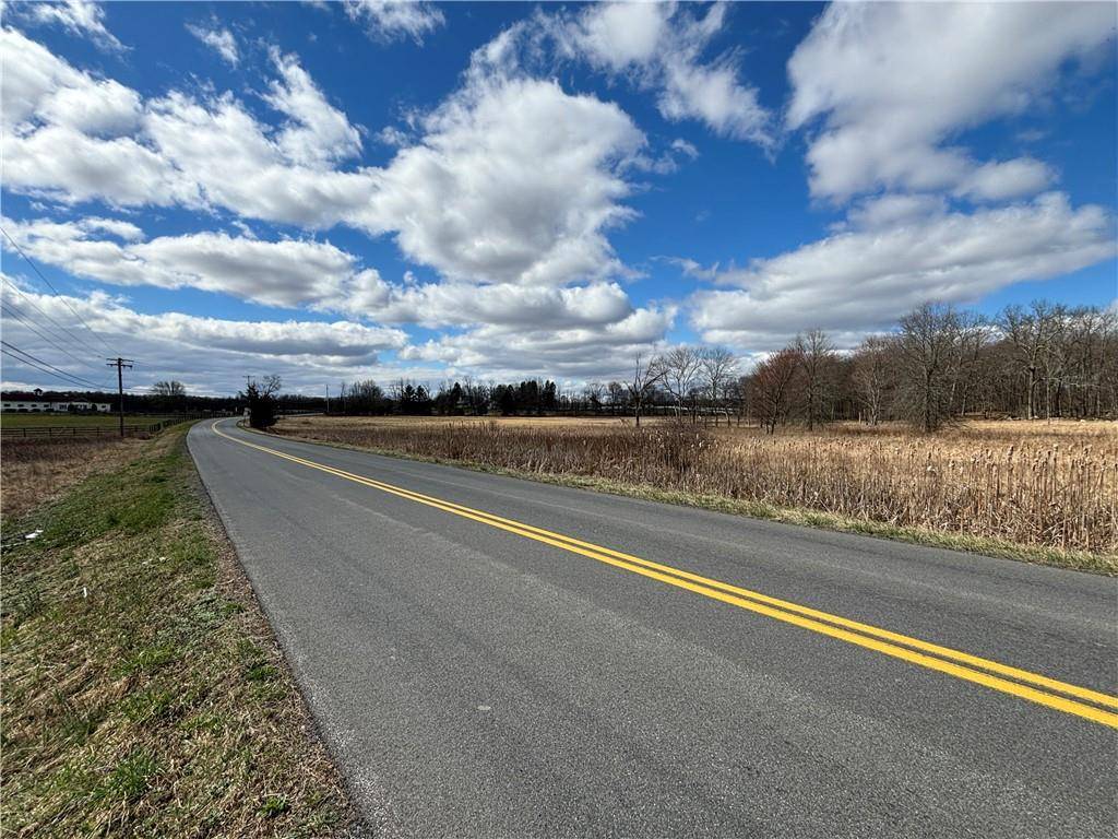 Drexel DR, Pine Bush, NY 12566