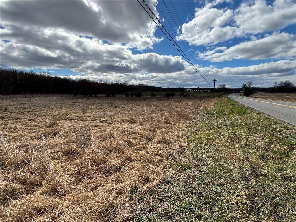 Drexel DR, Pine Bush, NY 12566