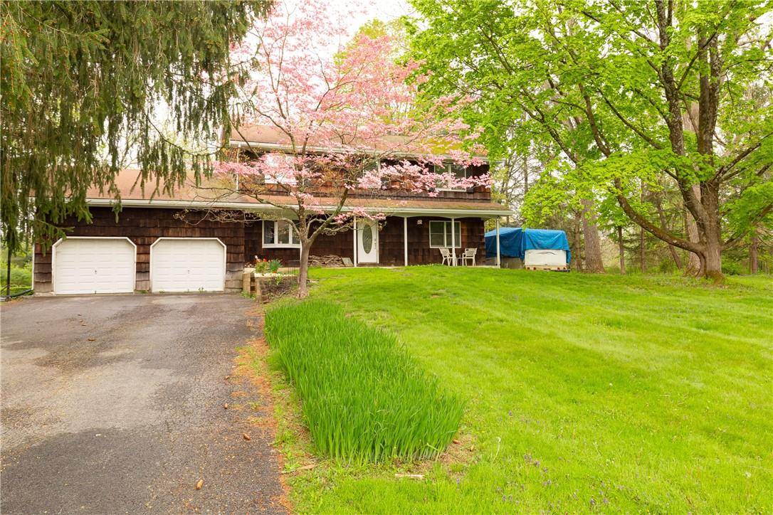148 Palmer CIR, Poughquag, NY 12570