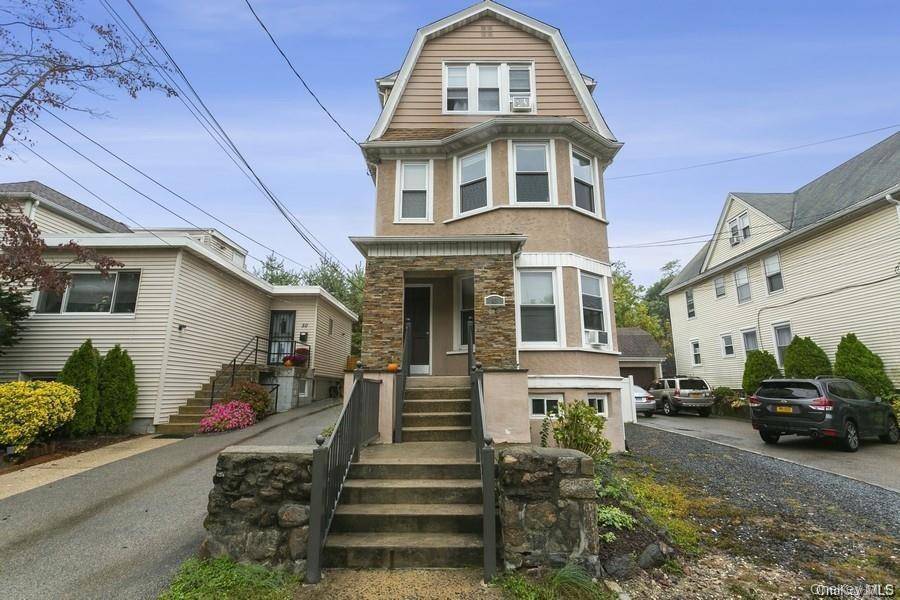 48 Parkway RD, Bronxville, NY 10708