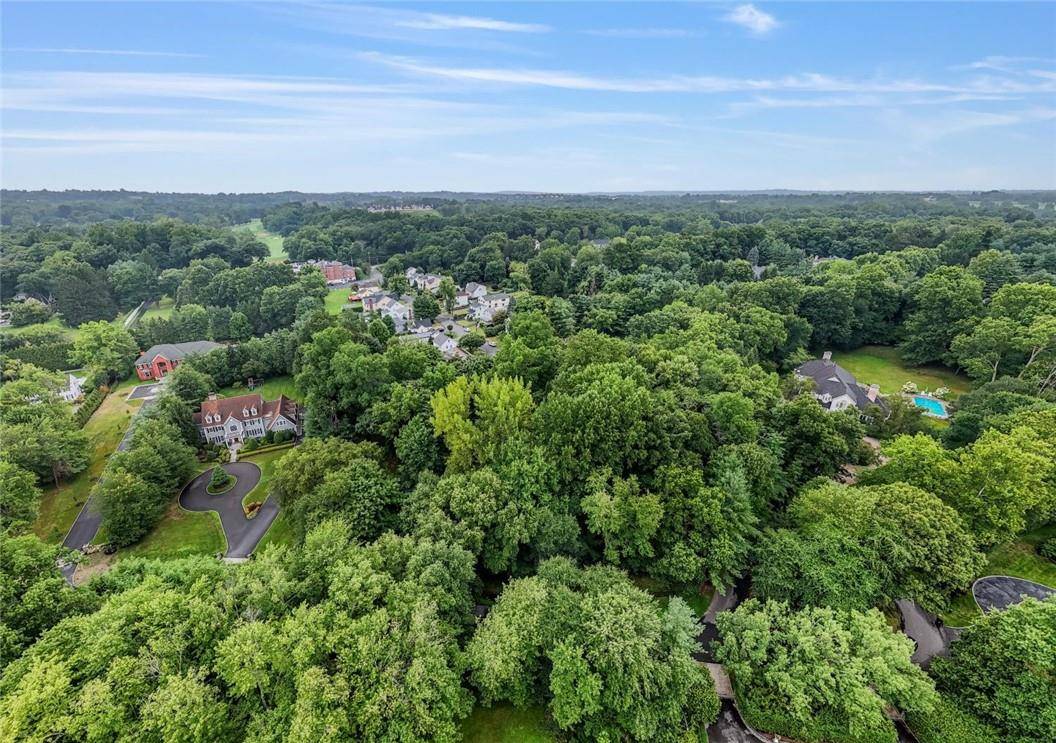 29 Beverly RD, Purchase, NY 10577