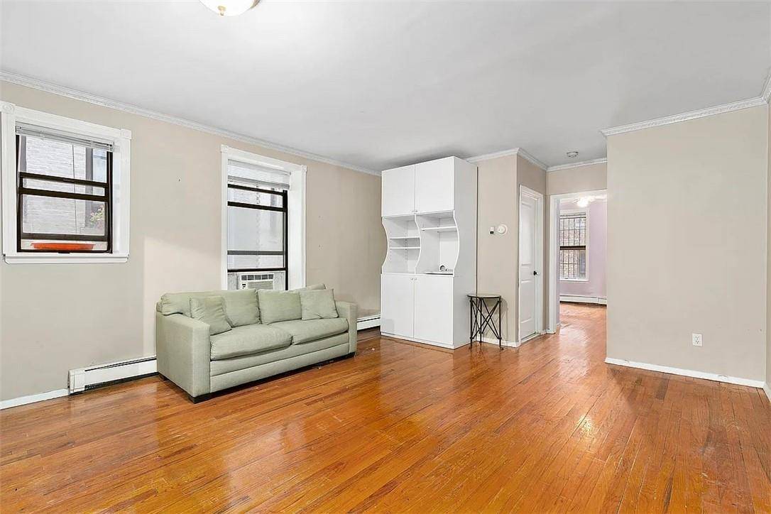4 W 109 ST #4F, New York (manhattan), NY 10025