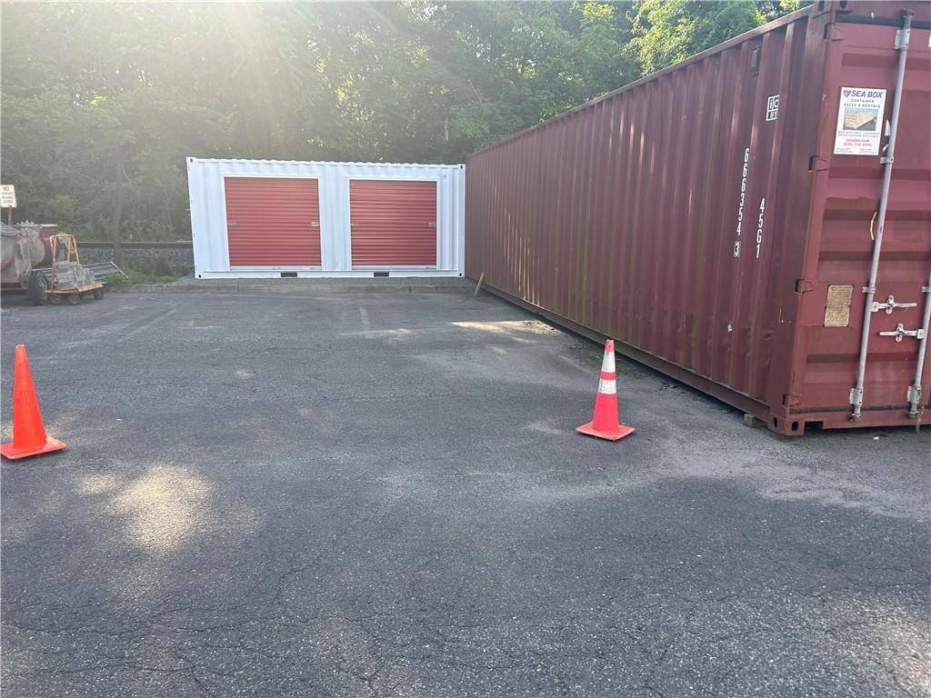 419 Western HWY #Garage 2, Tappan, NY 10983