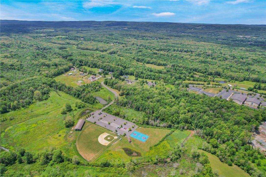422 M and M RD, Middletown, NY 10940