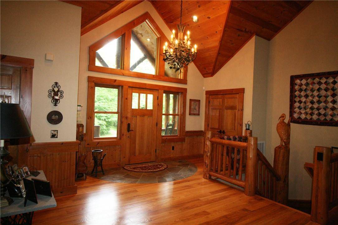 420 Woodstone TRL, White Lake, NY 12720