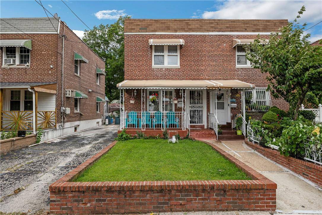 2563 Woodhull AVE, Bronx, NY 10469