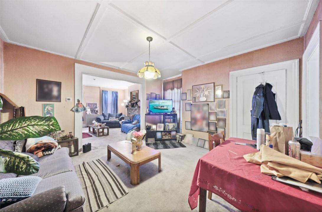 83 Montgomery ST, Poughkeepsie, NY 12601