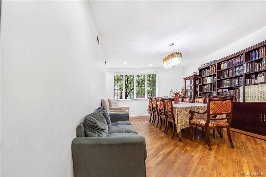 57 Lorimer ST #1A, Brooklyn, NY 11206