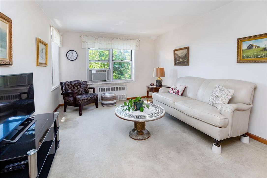 3200 Netherland #4H, Bronx, NY 10463